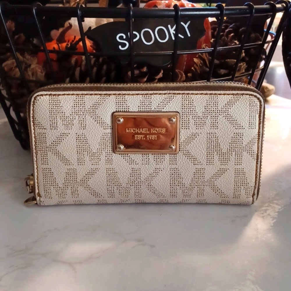 Michael Kors